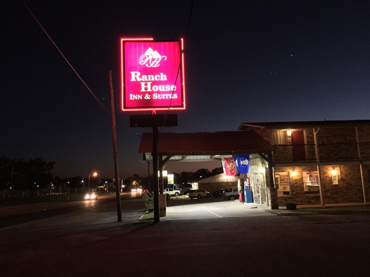 Ranch House Inn & Suites Temple Exterior photo